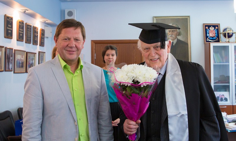 Профессор Рудольф Калман стал почетным доктором Университета ИТМО