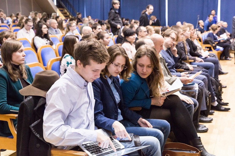 Управление временем, нанохимия и покорение космоса: стартовал V Всероссийский конгресс молодых ученых