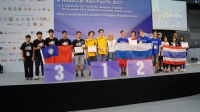 Seldon 机器人在泰国演出， 在2017 RoboCup Asia-Pacific竞赛中获得了银奖